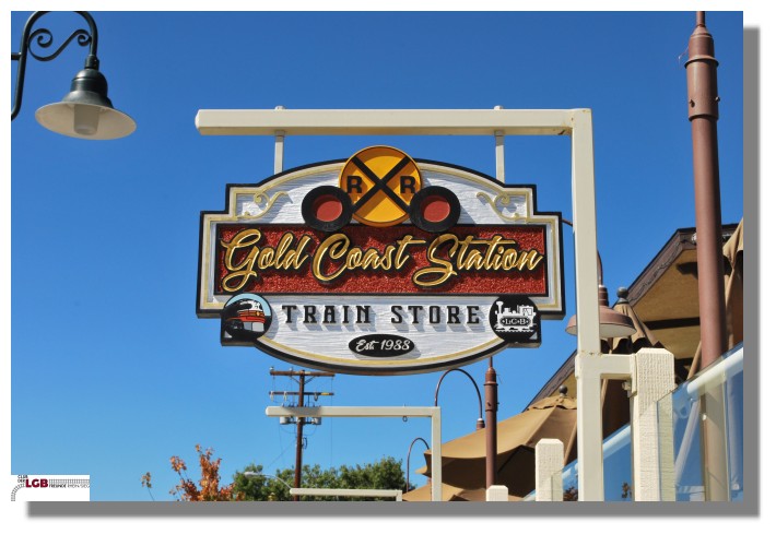 Werbeschild von Gold Coast Station in Tehachapi USA - Oktober 2008 - Stefan M. Khnlein 