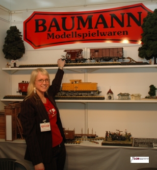 Frau Achtelstetter stand "Modell" für die neuen Preiserlein bei Jürgen Baumann?  